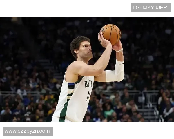 布鲁克洛佩斯：从NBA巨星到篮球智慧的传承者